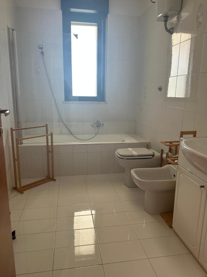 Palese Apartment Бари Екстериор снимка