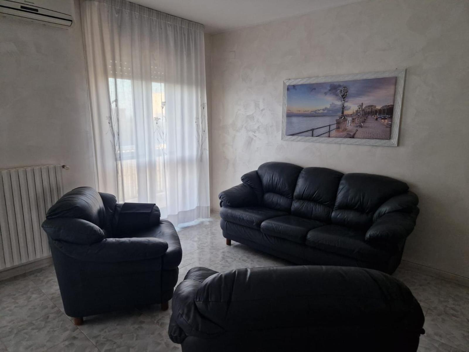 Palese Apartment Бари Екстериор снимка